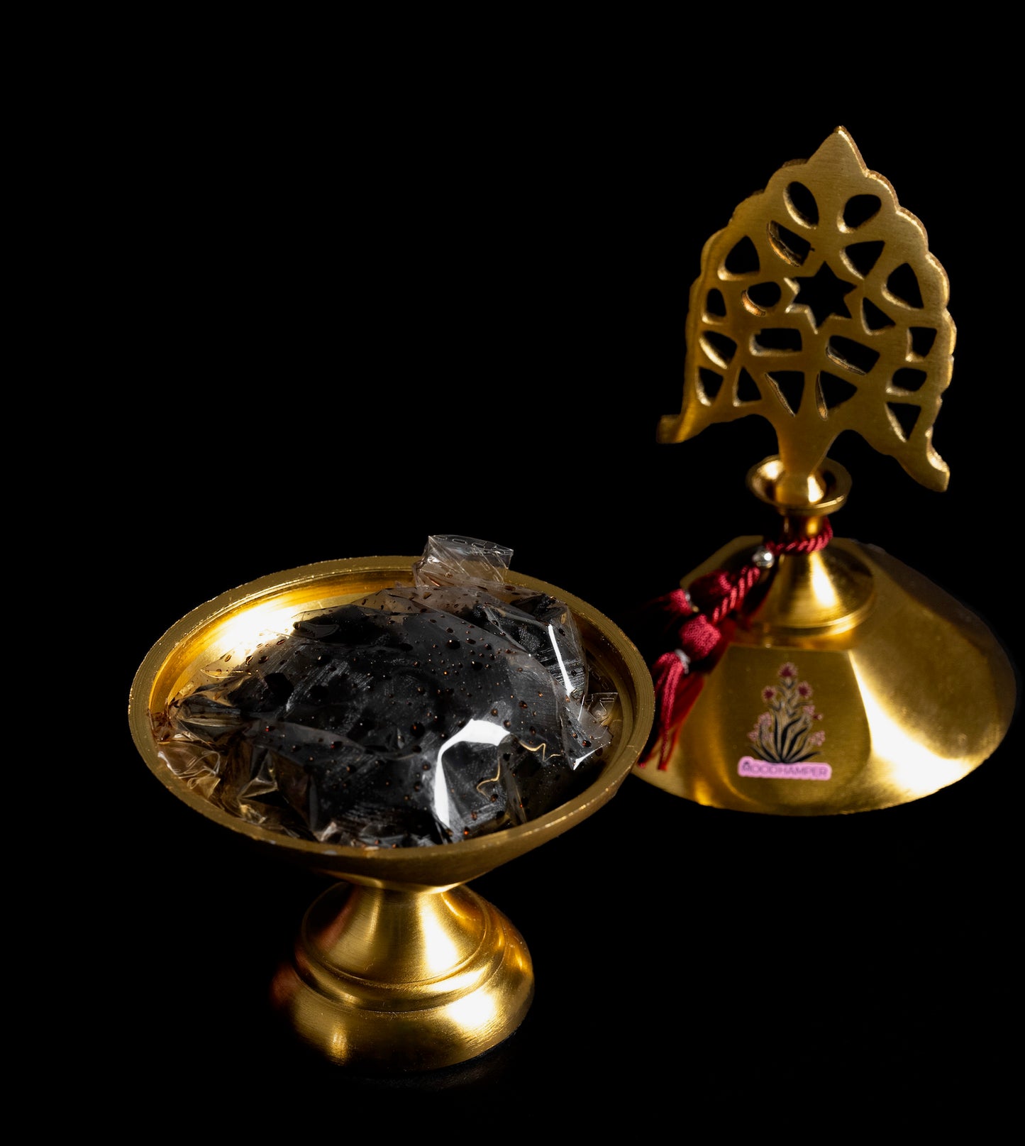 Al-Makhela gift