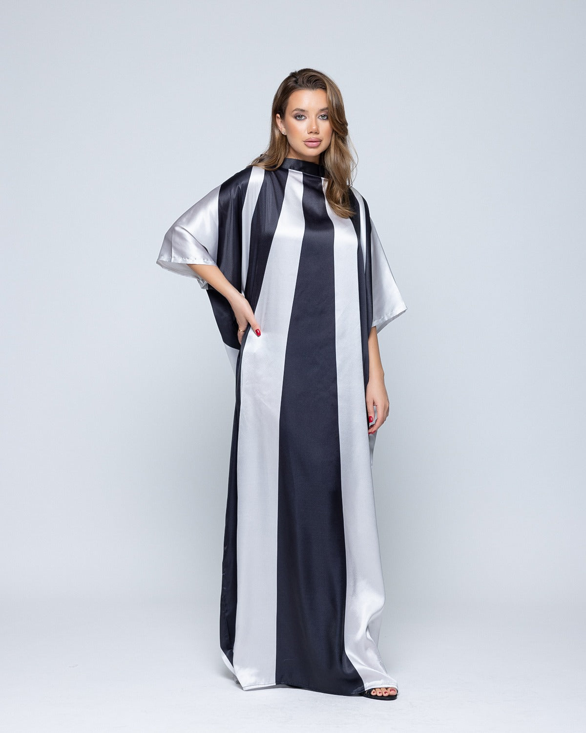 Stripped kaftan