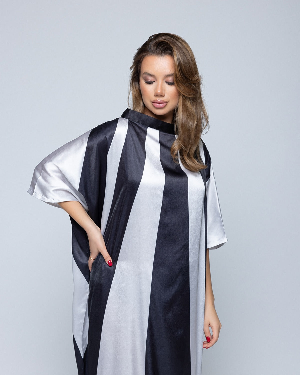 Stripped kaftan